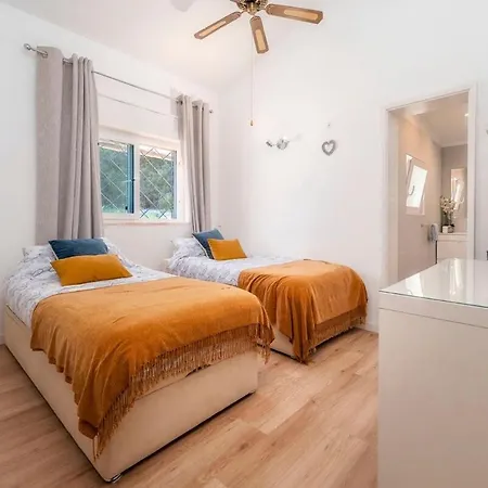 Casa Colina Sonolenta * Fonte da Murta