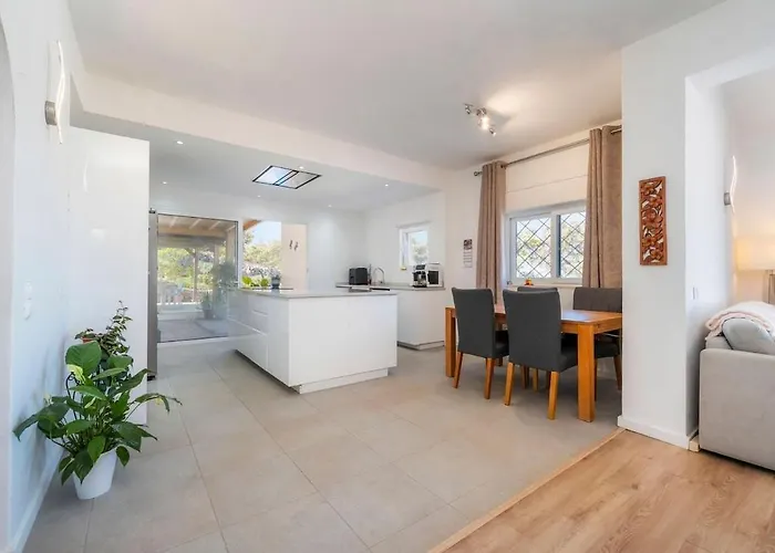 別荘 Casa Colina Sonolenta